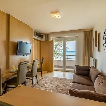 Myflat Club 218 D1-1 Wellness Apartment Siofok Exterior photo